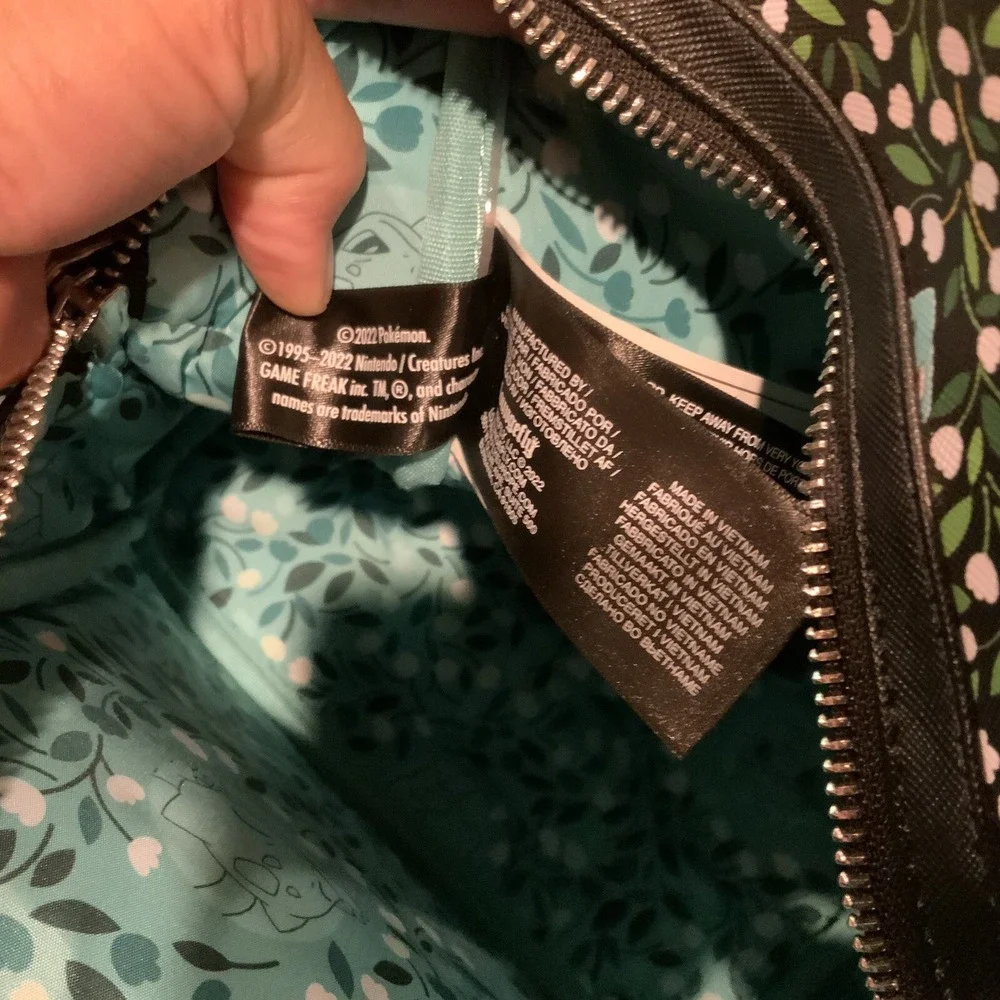 Loungefly Mini Backpack ~‎ BULBASAUR ~ Pokemon Loungefly Backpack EUC